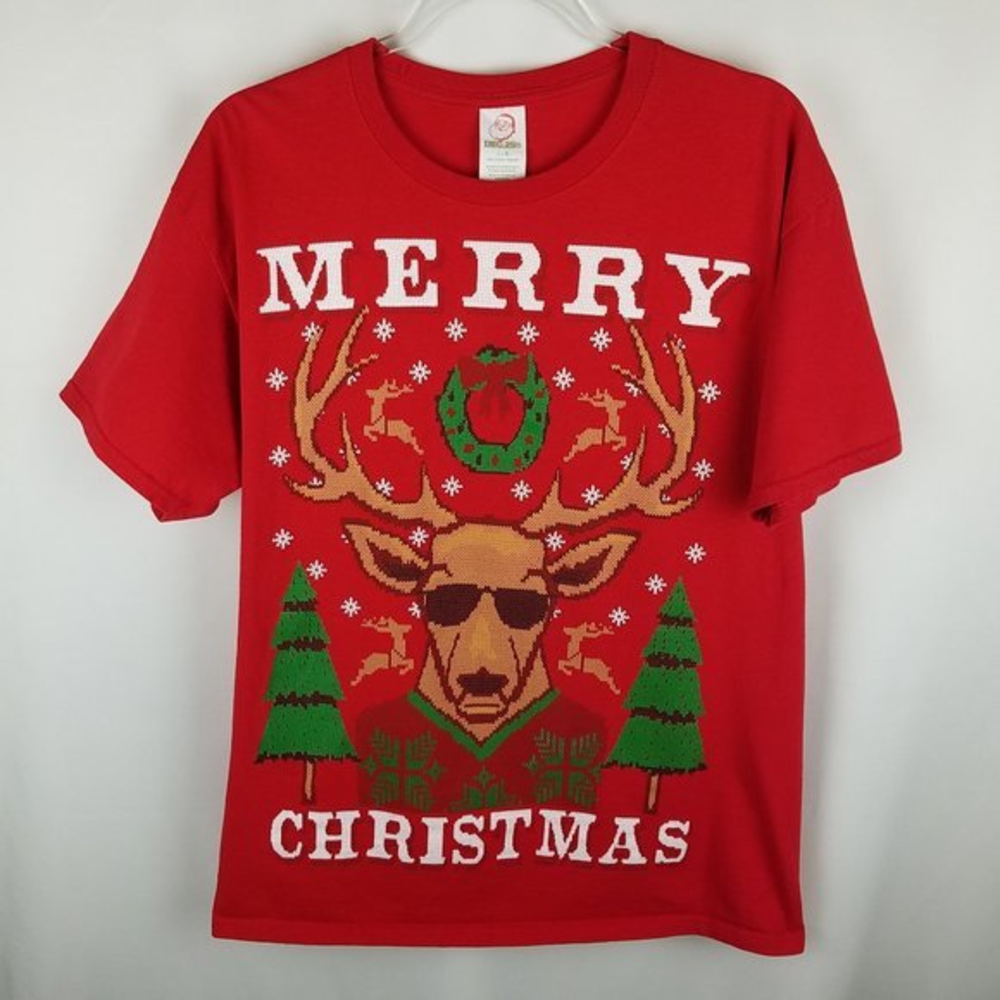 Dec. 25th tshirt Reindeer with‎ sunglasses L